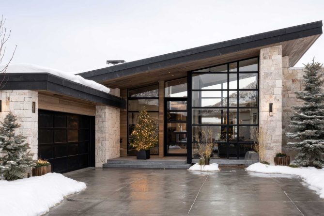 How Custom Homes Are Designed to Handle Canadian Winters - Gio Building Group